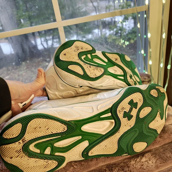 Under Armour Micro G Anatomix Spawn basketball Sneaker Mens Size 11 EUC - Picture 8 of 8